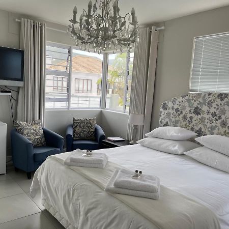 Vermont Hermanus - Views, Sunny, Right On The Sea Exteriör bild